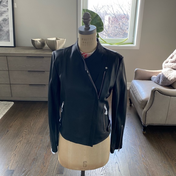 Theory leather jacket , size medium in black color . - Picture 1 of 9